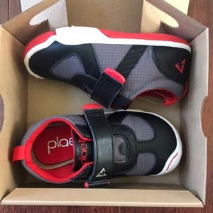Plae kids shoes